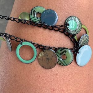 Beautiful costume necklace, modern with shades of green, black and aqua